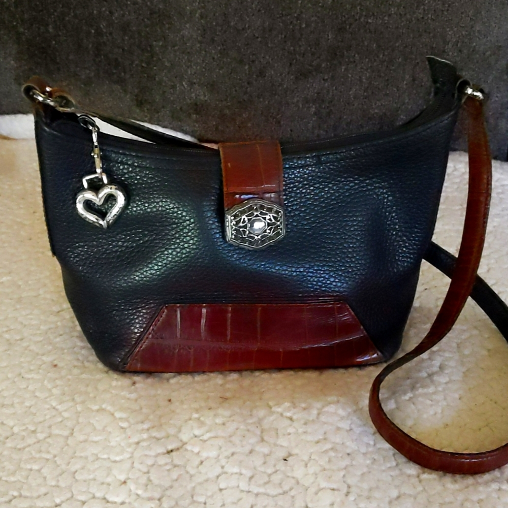 Brighton purse. Black and brown leather